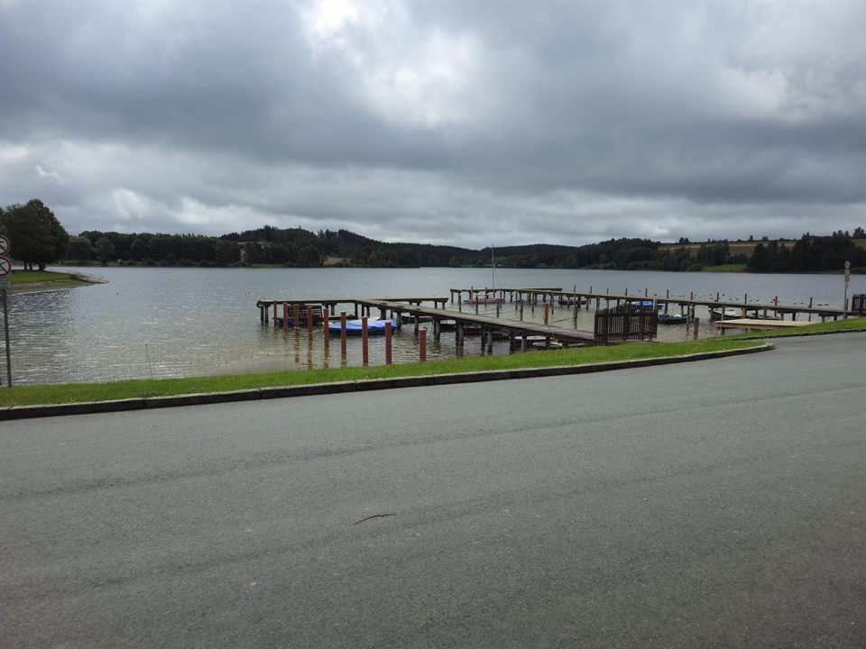 Bootsstege am Untreusee bei Hof